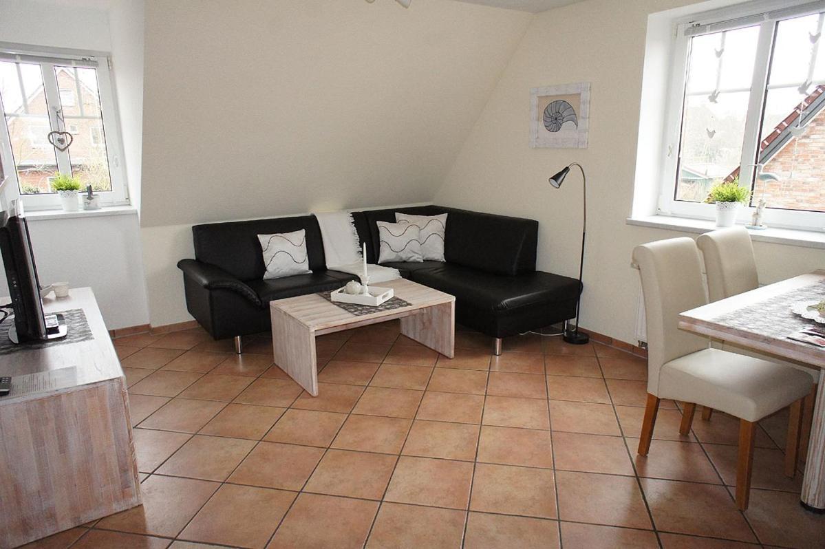 Haus Wyden Apartment Utersum Екстериор снимка