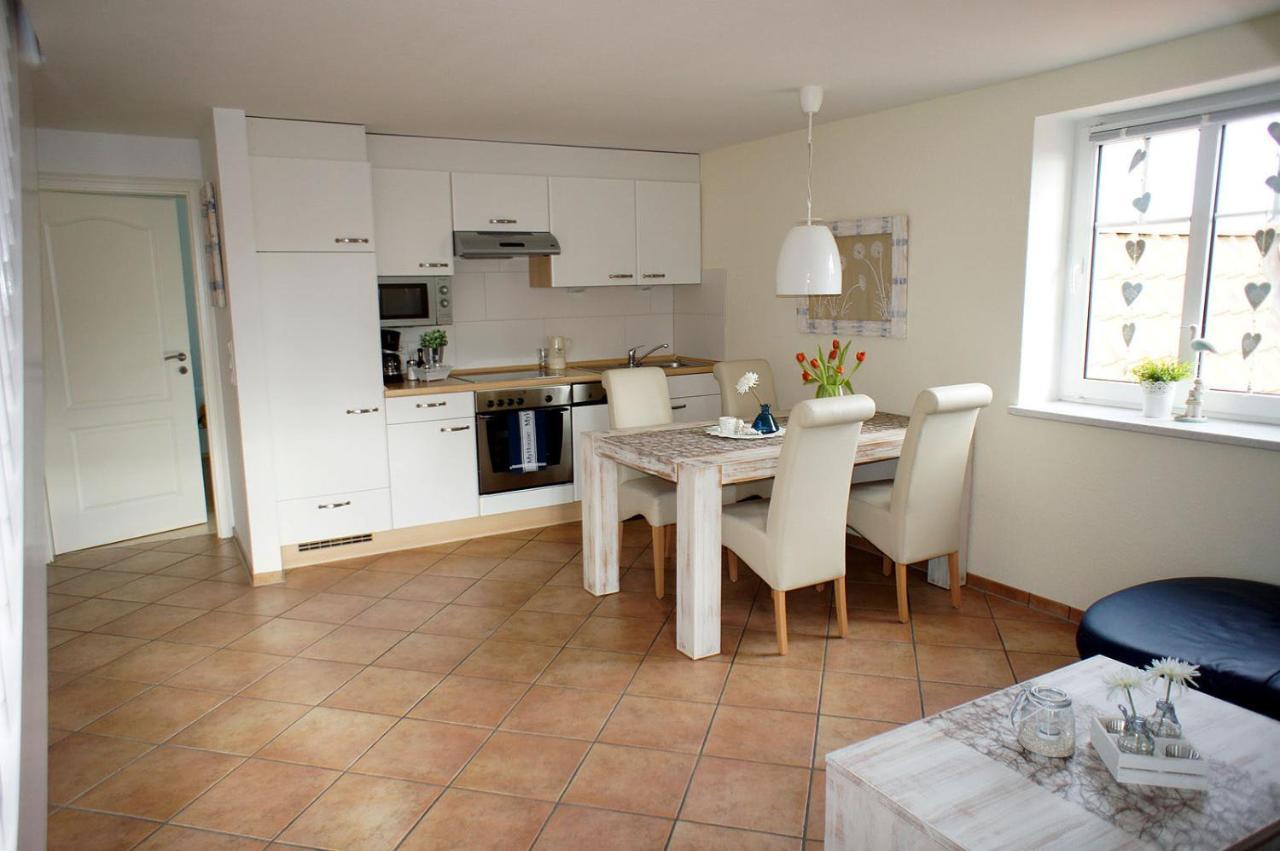 Haus Wyden Apartment Utersum Екстериор снимка