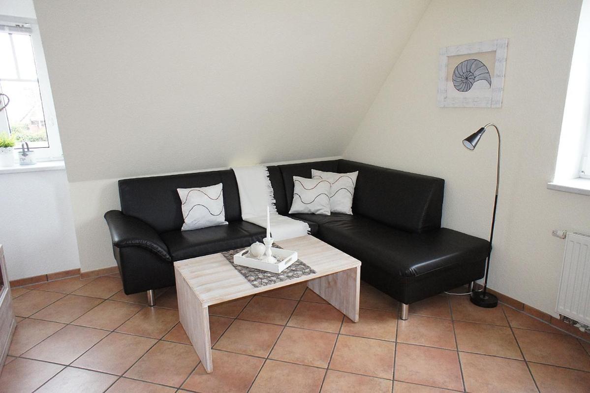 Haus Wyden Apartment Utersum Екстериор снимка